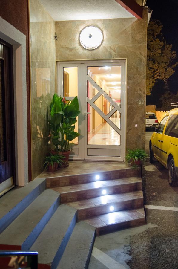 Hotel Drumski Raj Svilajnac Exterior foto